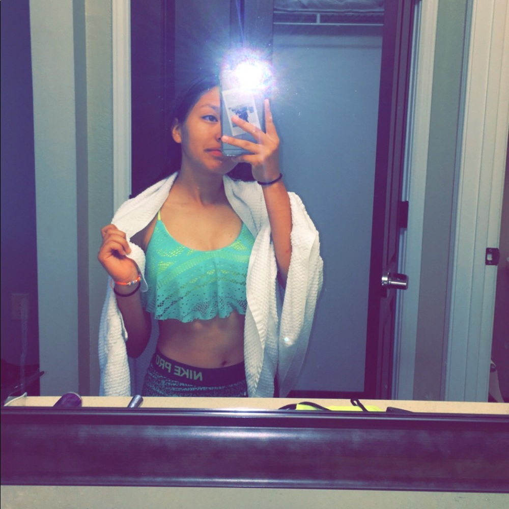 Meet your Posher, Raylein